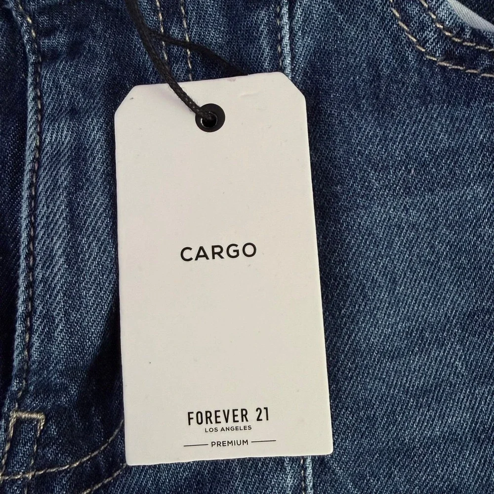 Forever 21 Cargo Jeans 24 Medium Wash Relaxed‎ Utility Gorpcore Y2K Retro NWT